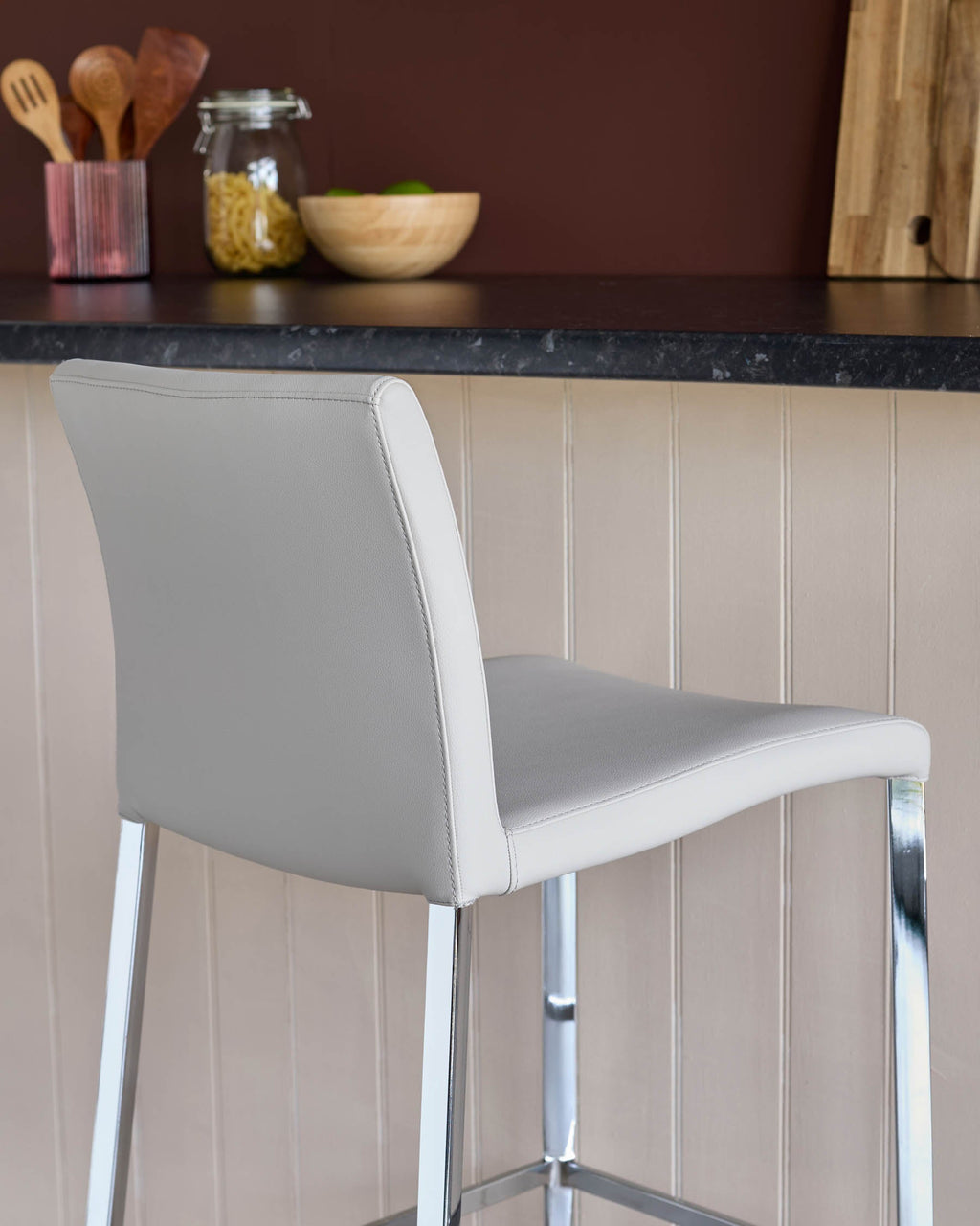 Tabouret de bar Elise en similicuir gris clair
