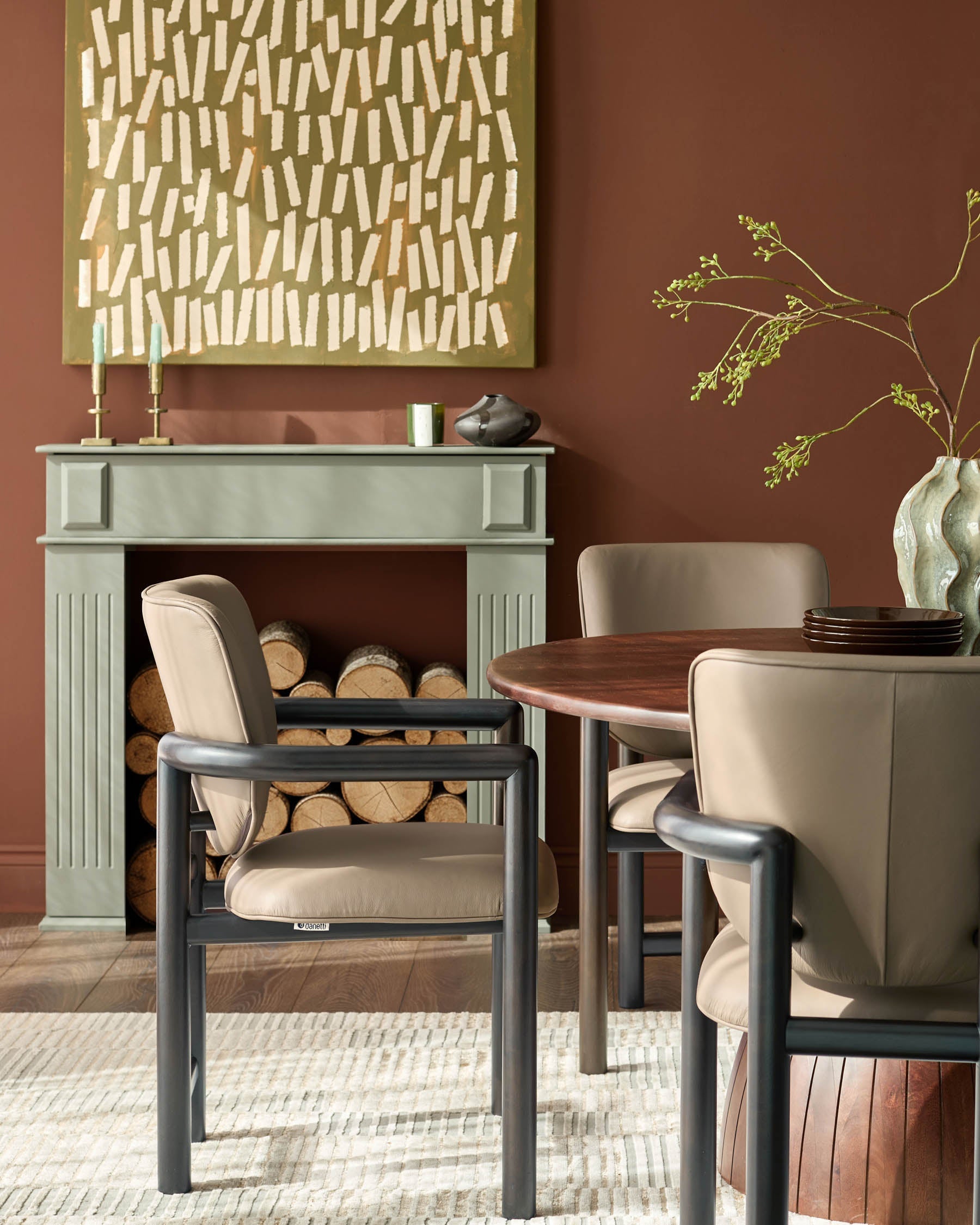 Chaise de salle à manger Esme en cuir moka