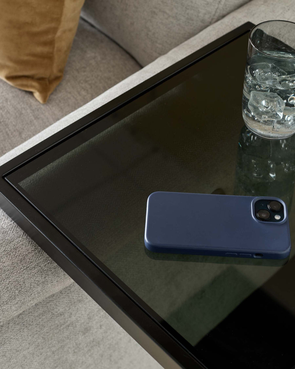 Plateau en verre fumé Ezra