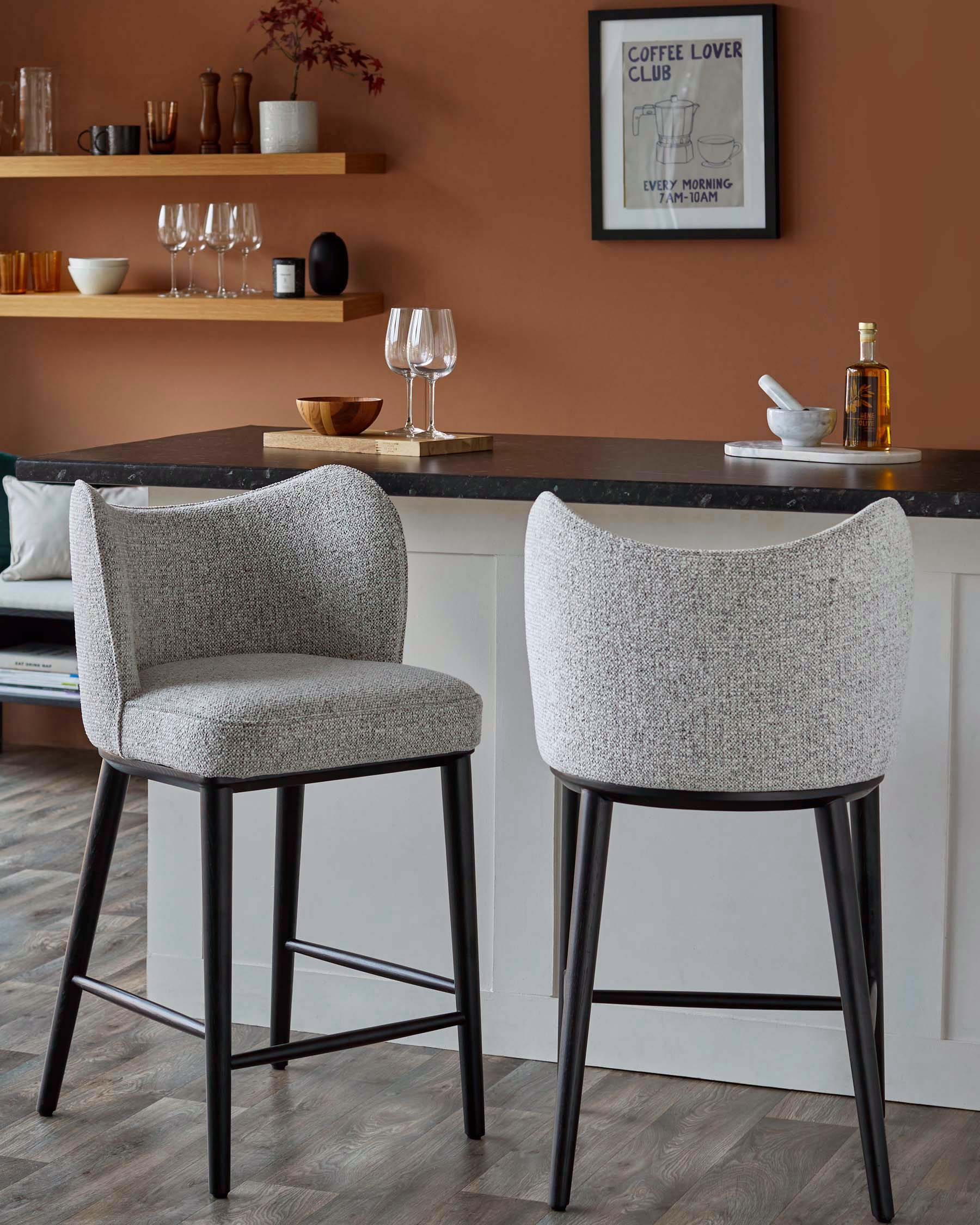 Tabouret de bar Evelyn en tissu gris sel et poivre