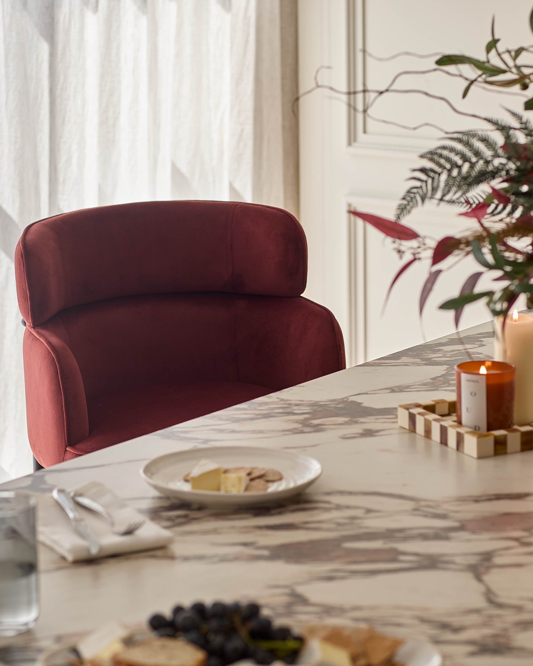 Tabouret de bar Felix en velours rouge caramel