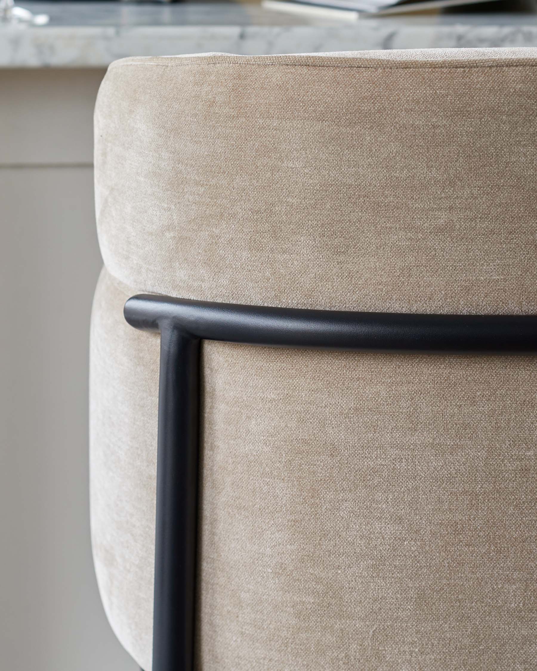 Tabouret de bar Felix en chenille champagne