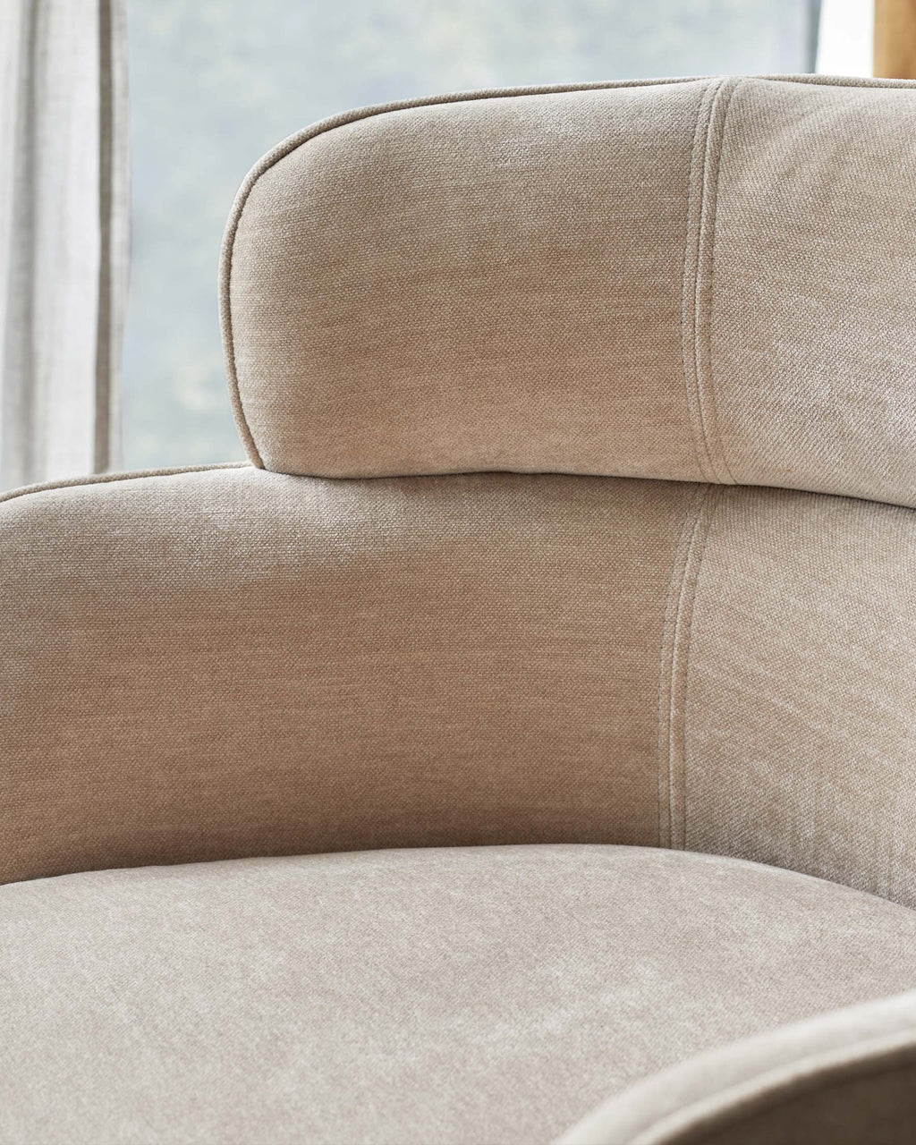 Chaise de salle à manger Felix en chenille champagne