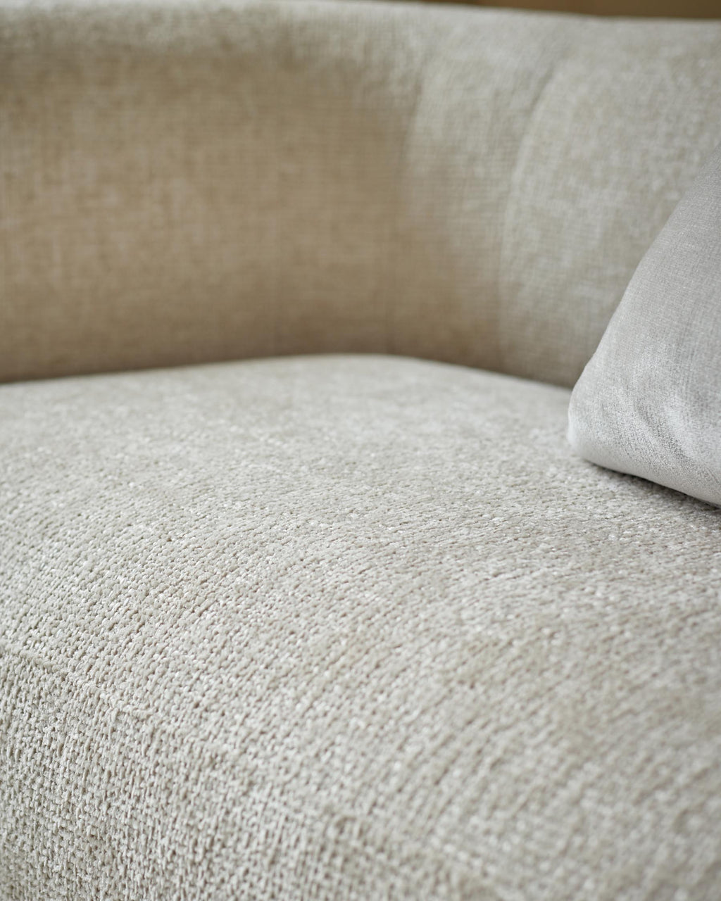 Canapé 3 places Florence en tissu naturel et bois foncé