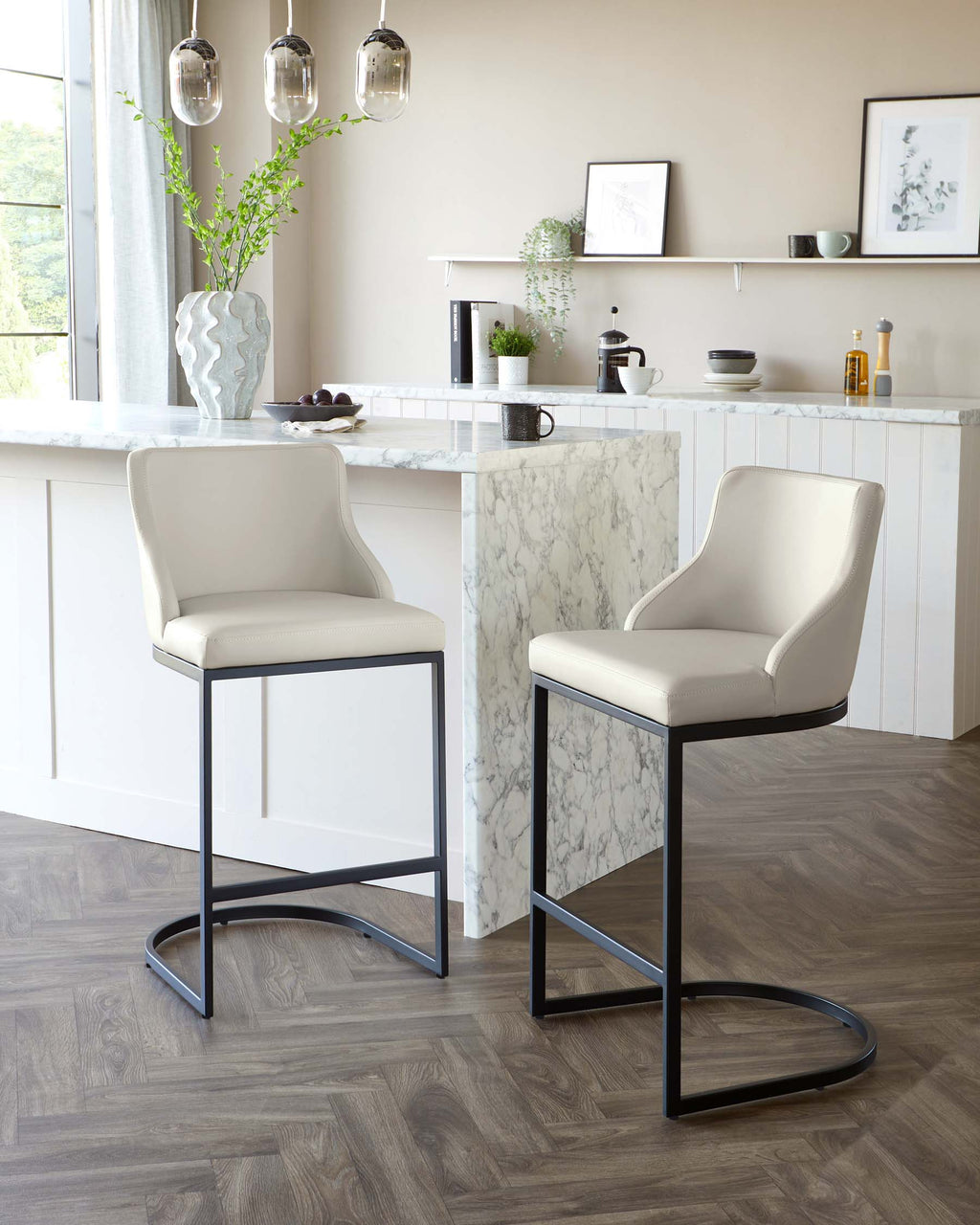 Tabouret de bar Form en similicuir gris clair