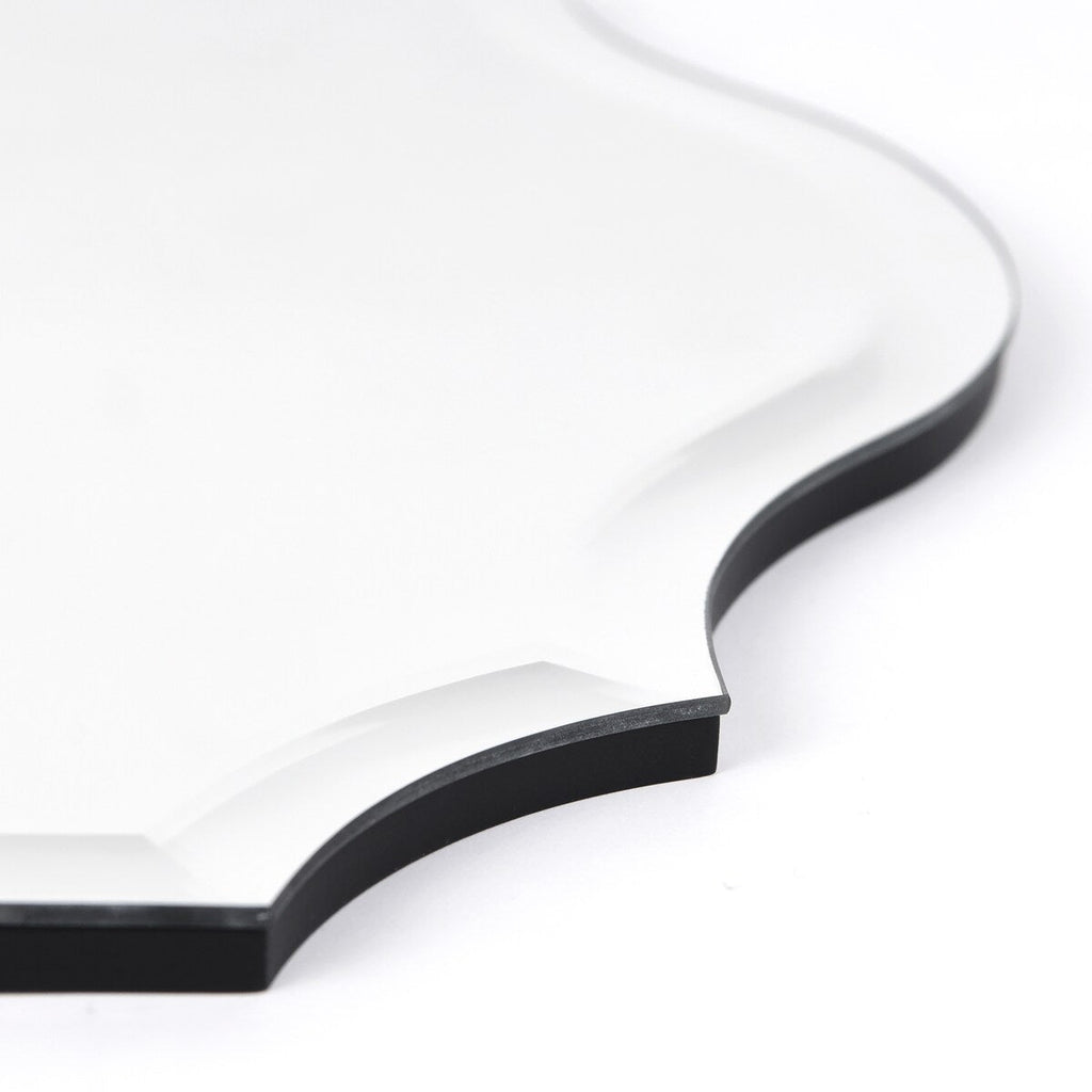 Miroir mural festonné élégant, oblong et biseauté, sans cadre