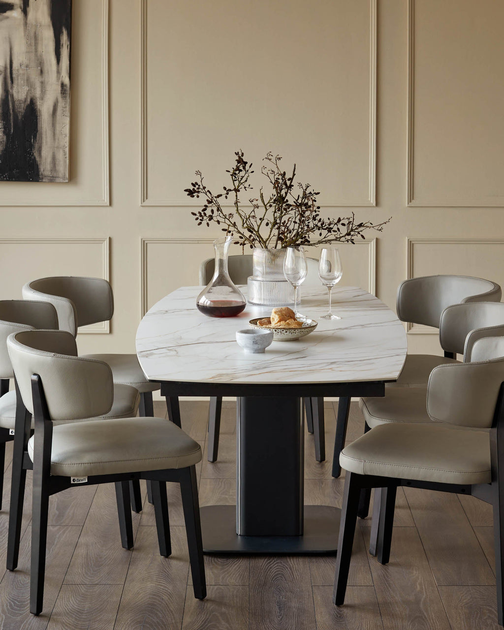 Table de salle à manger extensible Fraser en céramique naturelle, 4 à 6 places