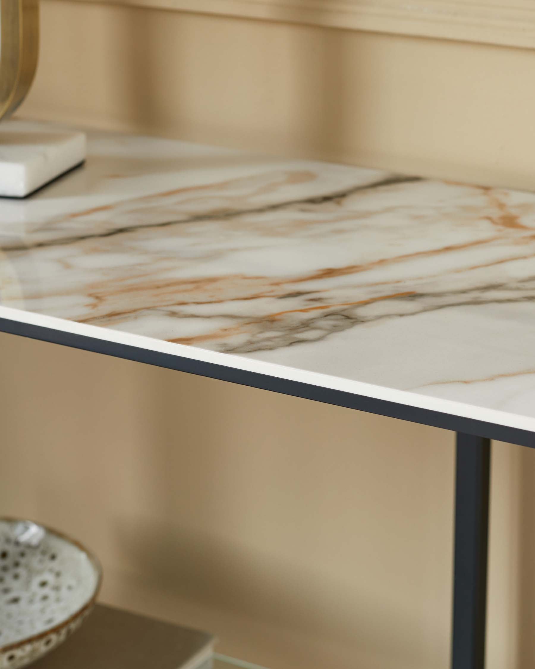 petite console en céramique naturelle de Géorgie