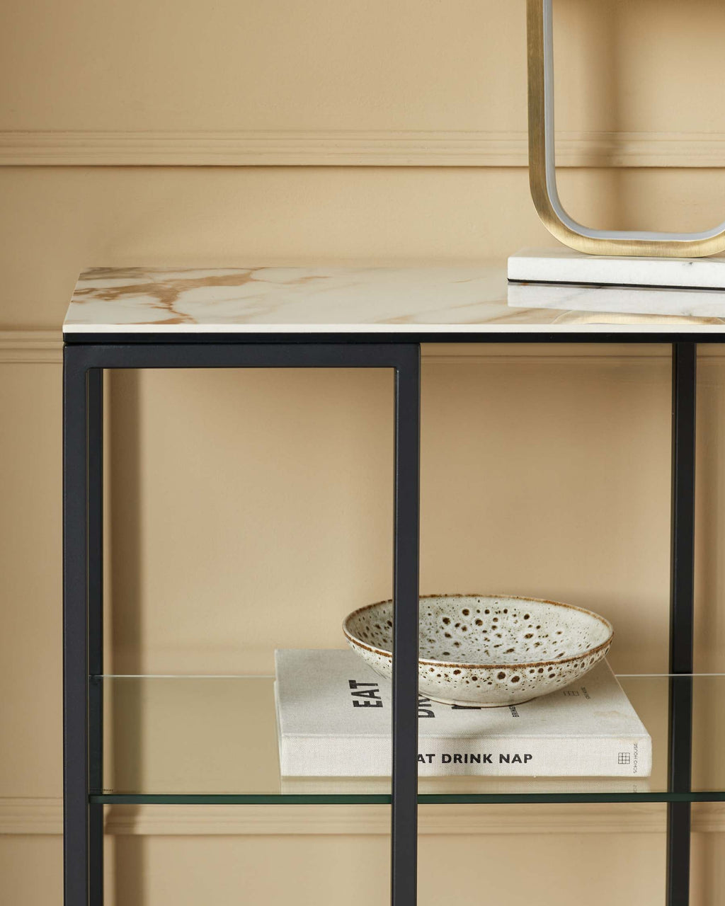 petite console en céramique naturelle de Géorgie