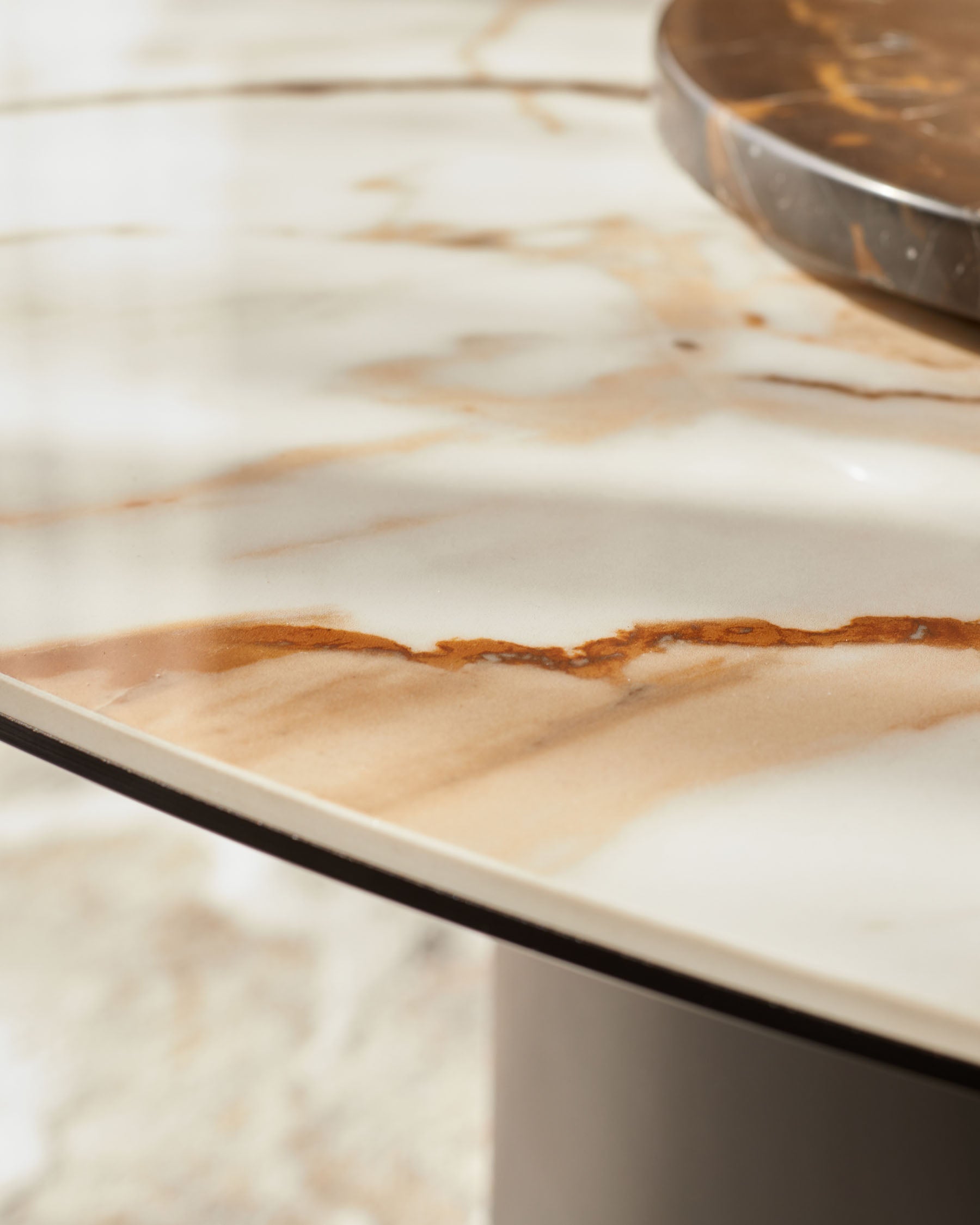 Table basse en céramique naturelle Giotto