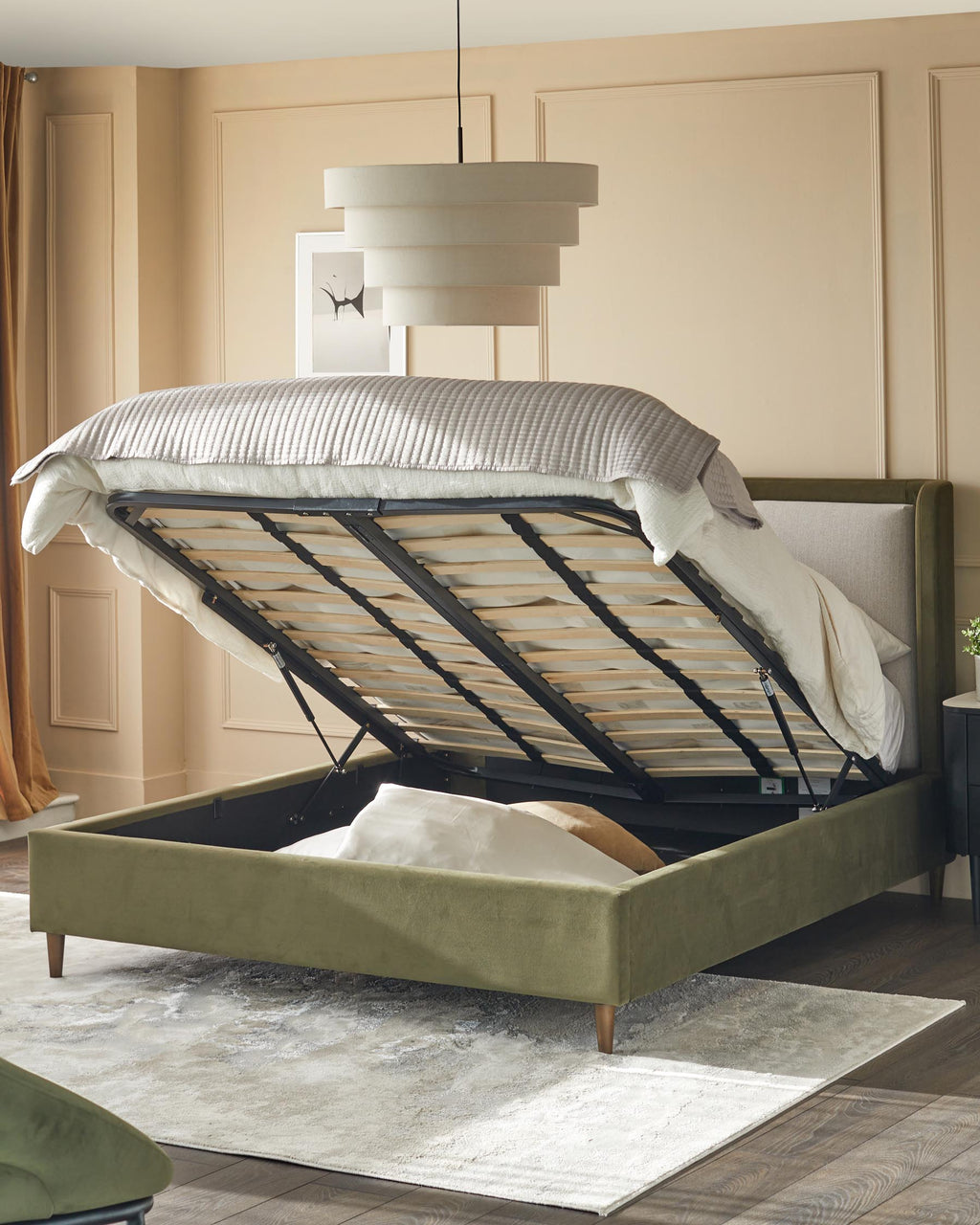 Lit coffre ottoman king size Grove en tissu naturel et velours vert olive