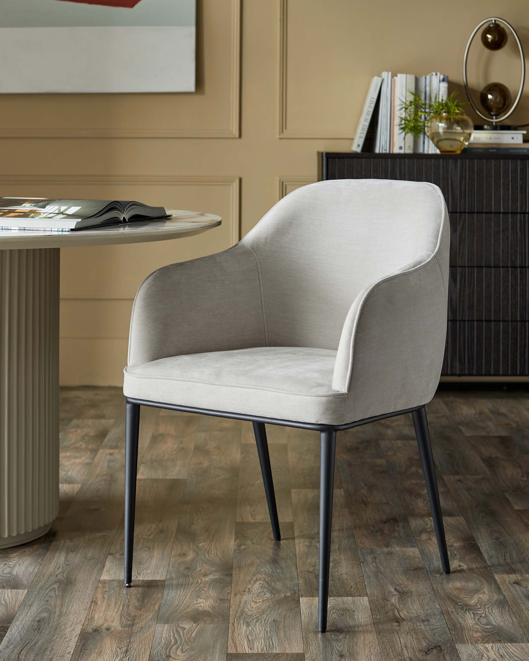 Chaise de salle à manger Harley en chenille gris naturel