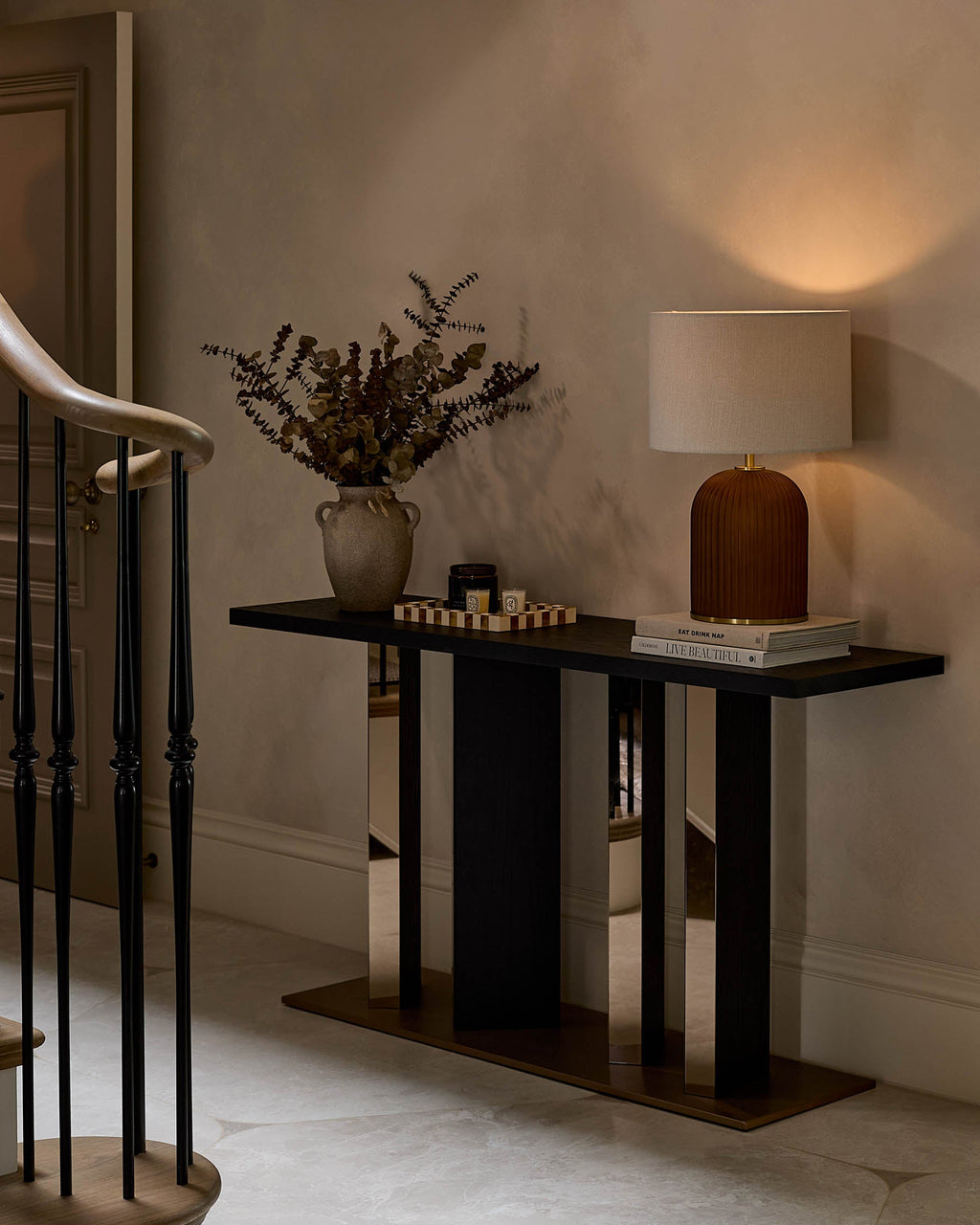 Table console en frêne noir de Hollande