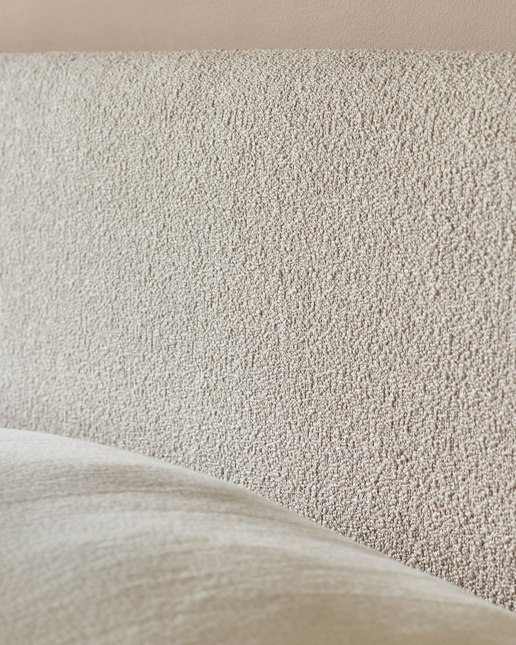 Lit king-size Hampton en bouclette douce naturelle