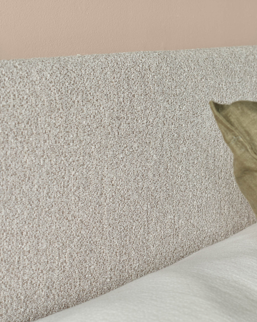 Lit king-size Hampton en bouclette douce naturelle