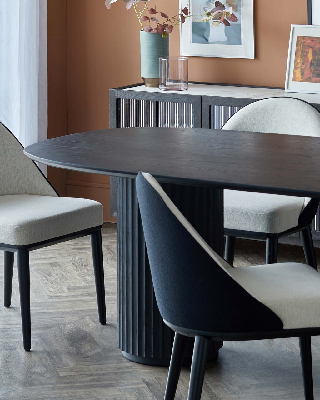 Ensemble table Hanne noire 6 places et 6 chaises de salle à manger Scarlett