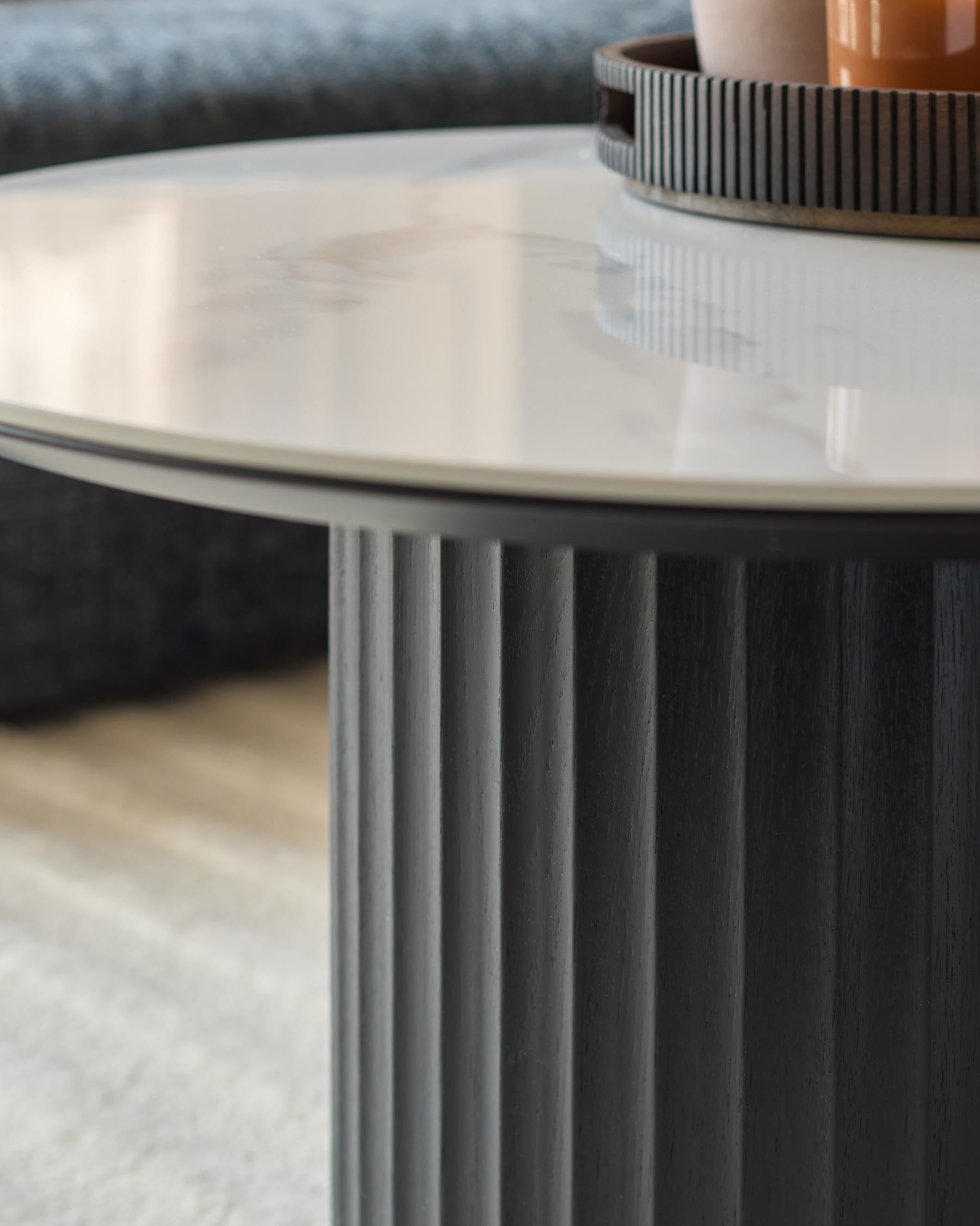 Table basse en céramique blanche Hanne