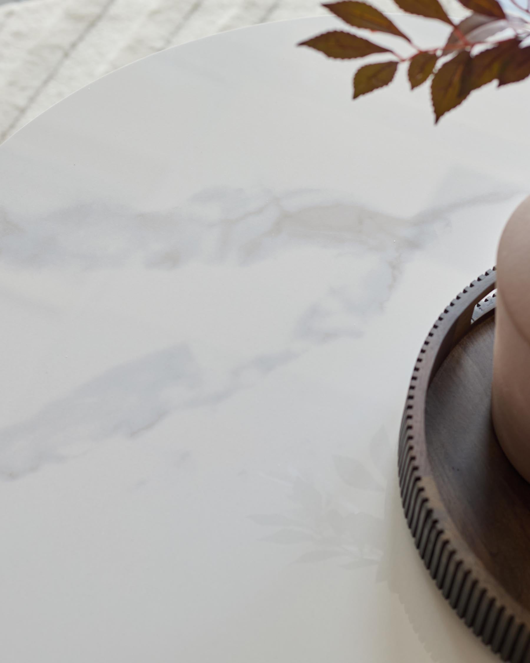 Ensemble table basse et table d'appoint en céramique blanche Hanne