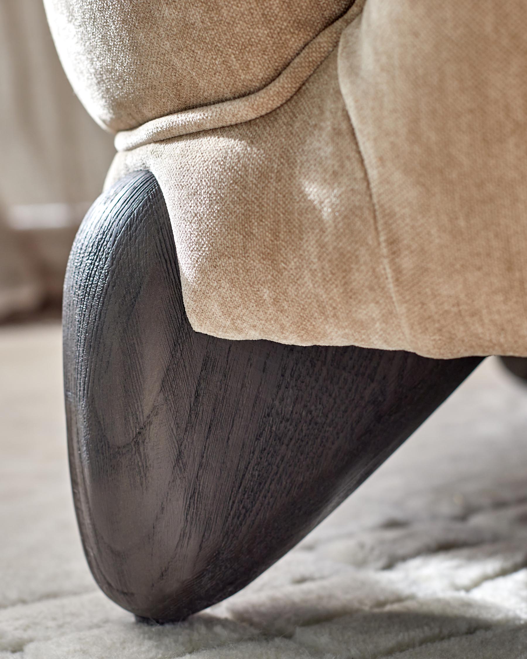 Fauteuil d'appoint Harlan en tissu champagne