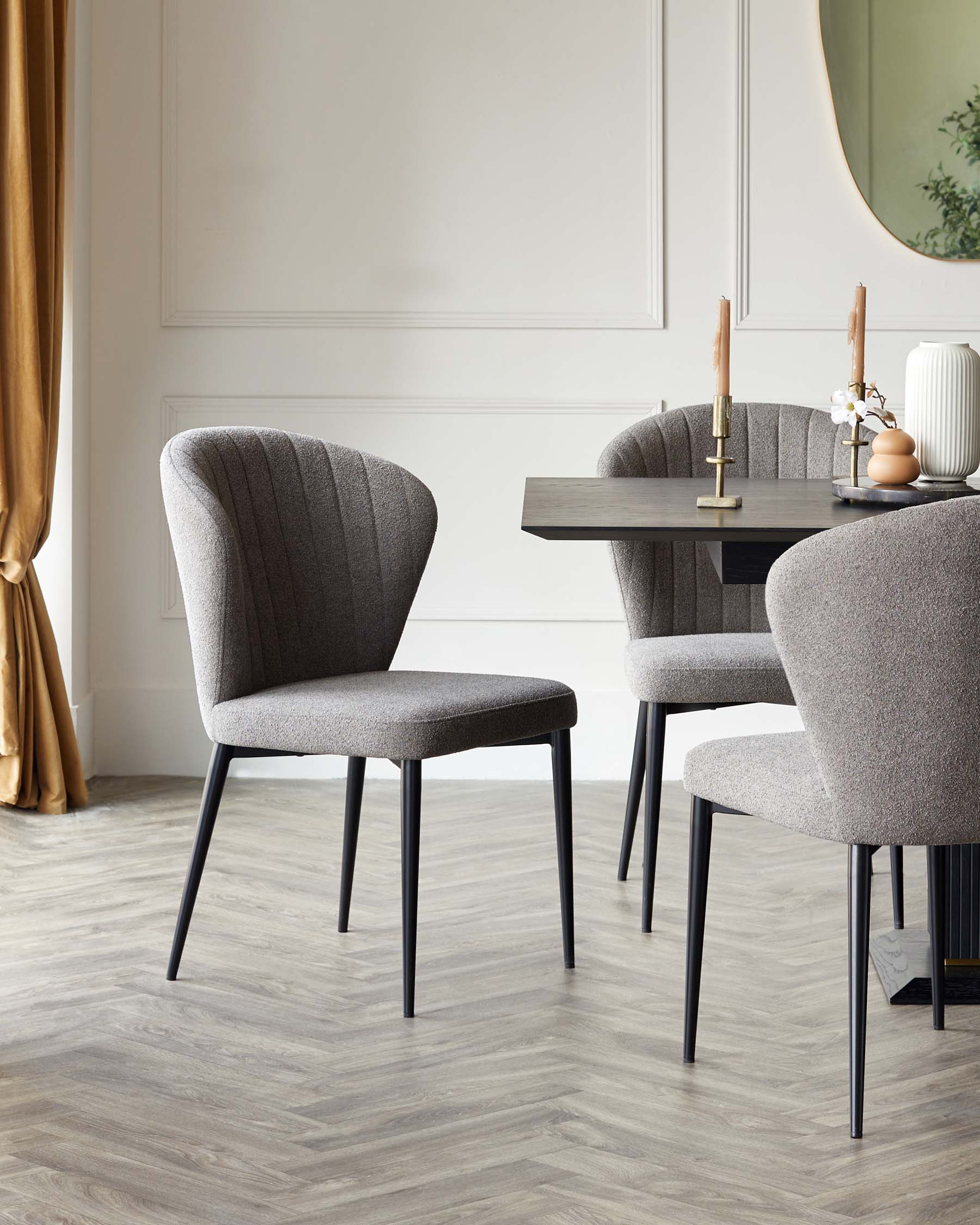 Chaise de salle à manger Harper en métal noir et boucle souple gris foncé