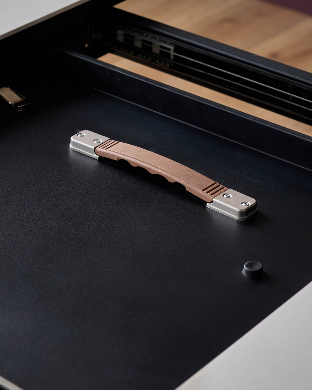 Table de salle à manger ronde extensible en céramique blanche Hayden, de 4 à 6 places