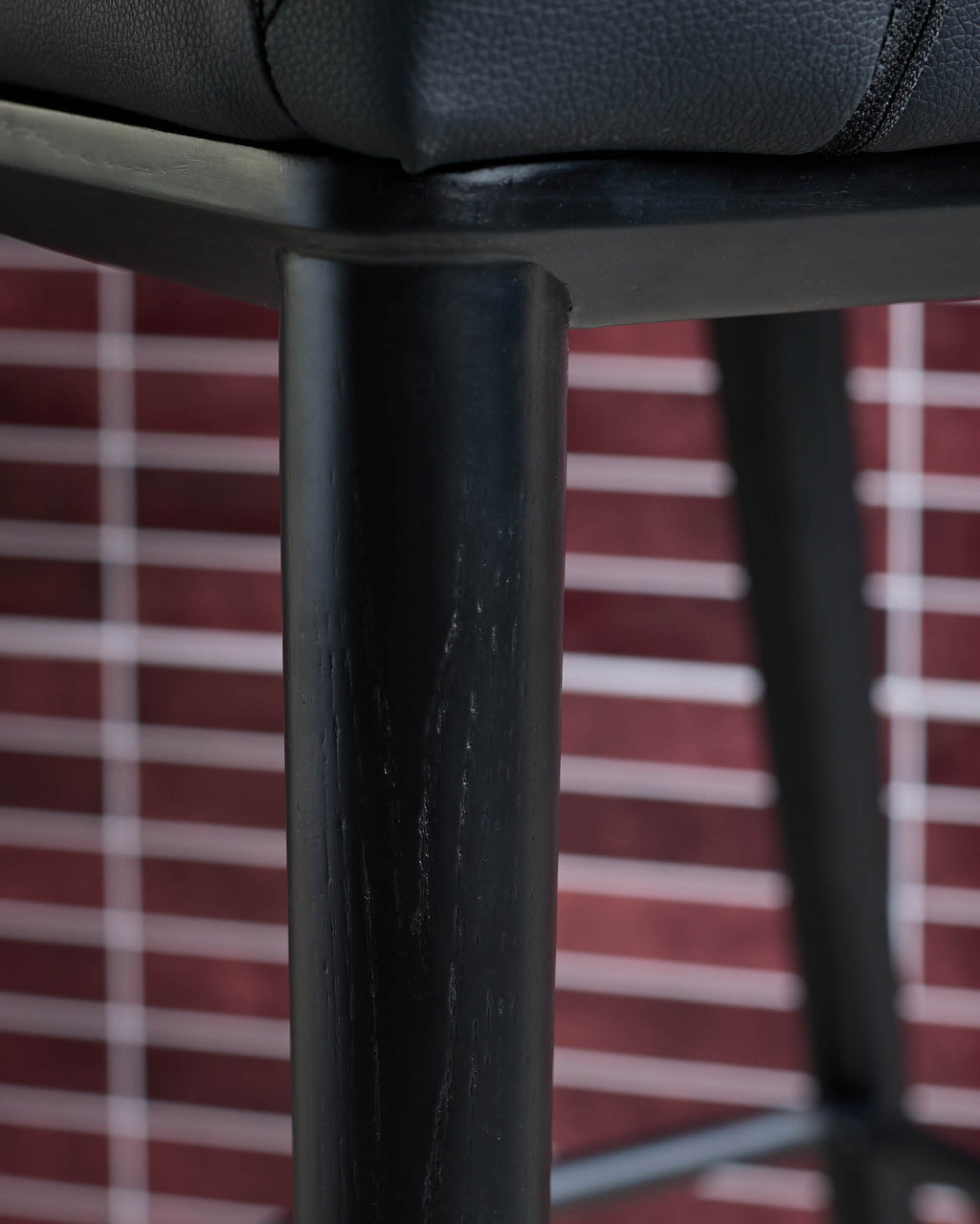 Tabouret de bar Heath en similicuir noir