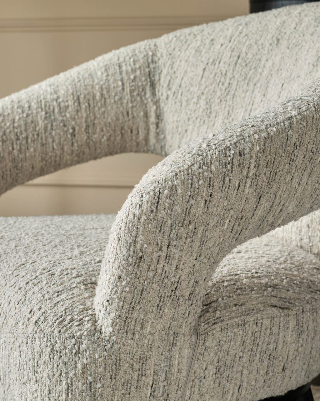 Fauteuil d'appoint Heath en grosse boucle couleur crème