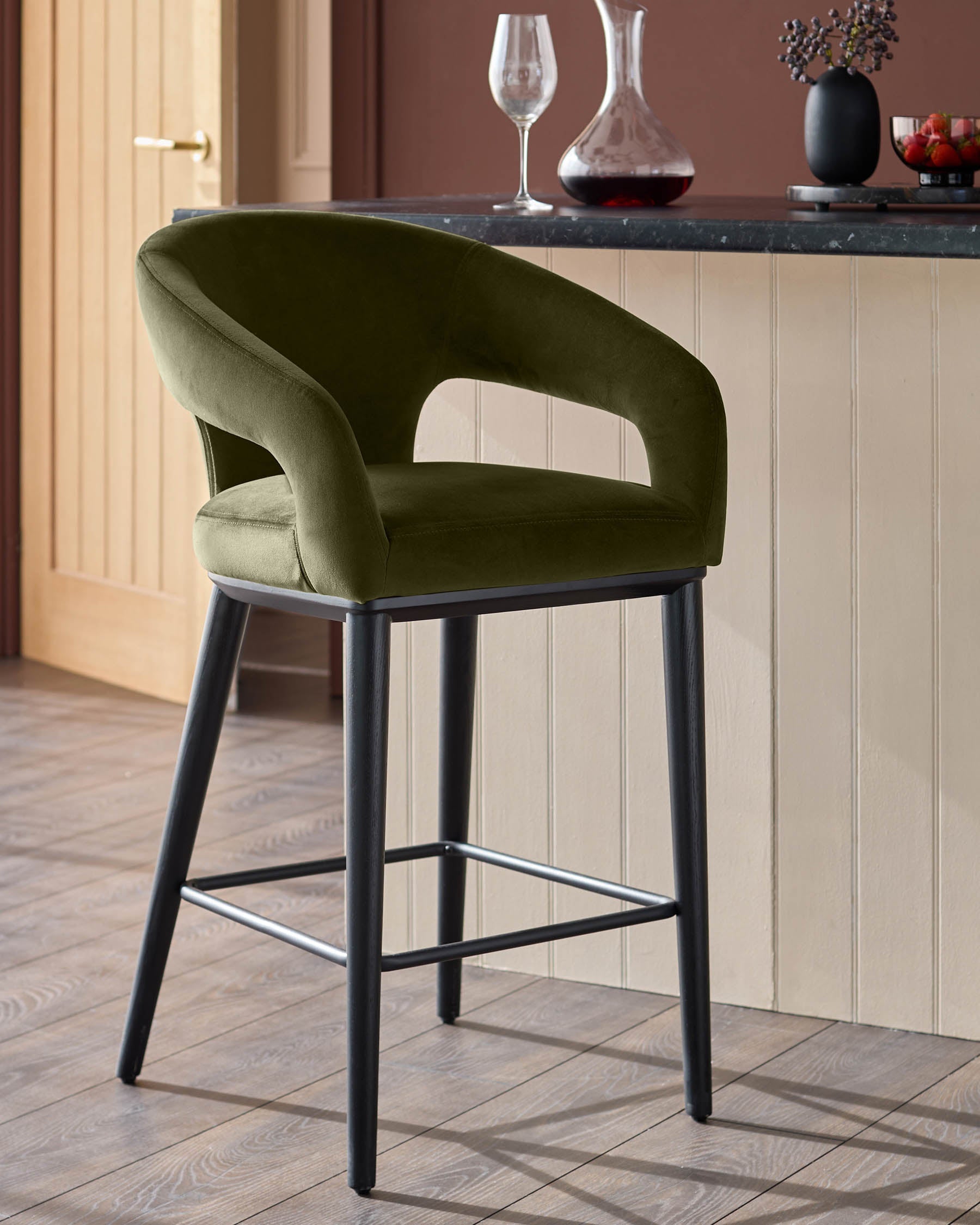 Tabouret de bar Heath en velours vert olive