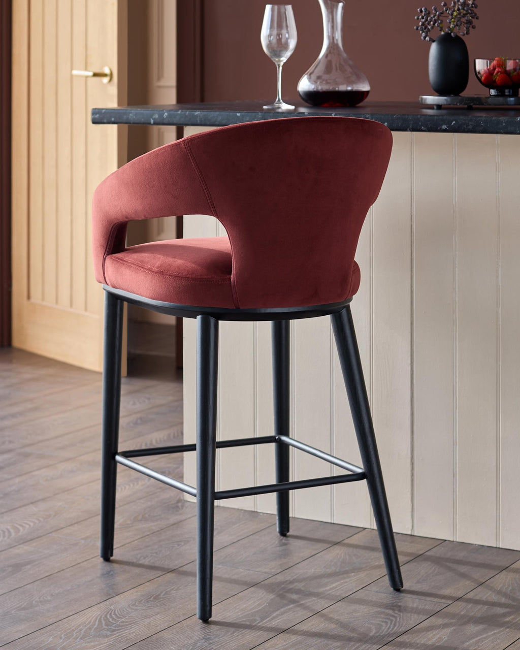 Tabouret de bar Heath en velours rouge caramel