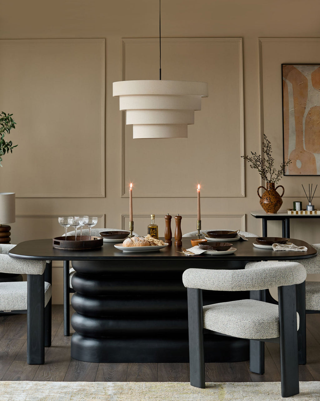 Table de salle à manger Hepworth en bois noir pour 8 personnes