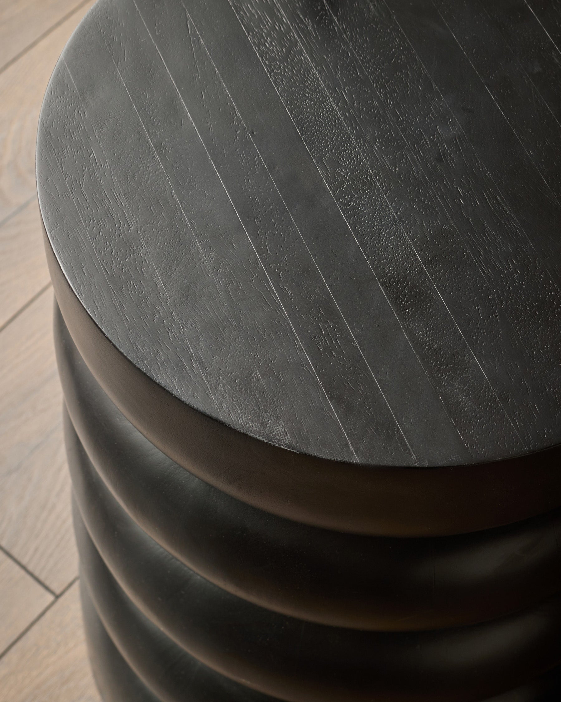 Table d'appoint Hepworth en bois noir