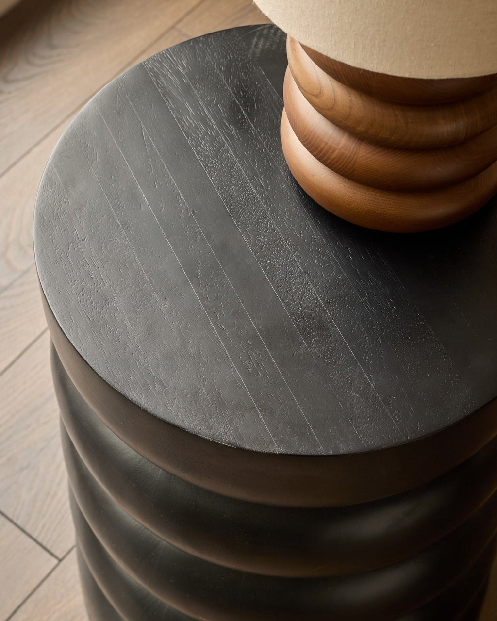 Table d'appoint Hepworth en bois noir