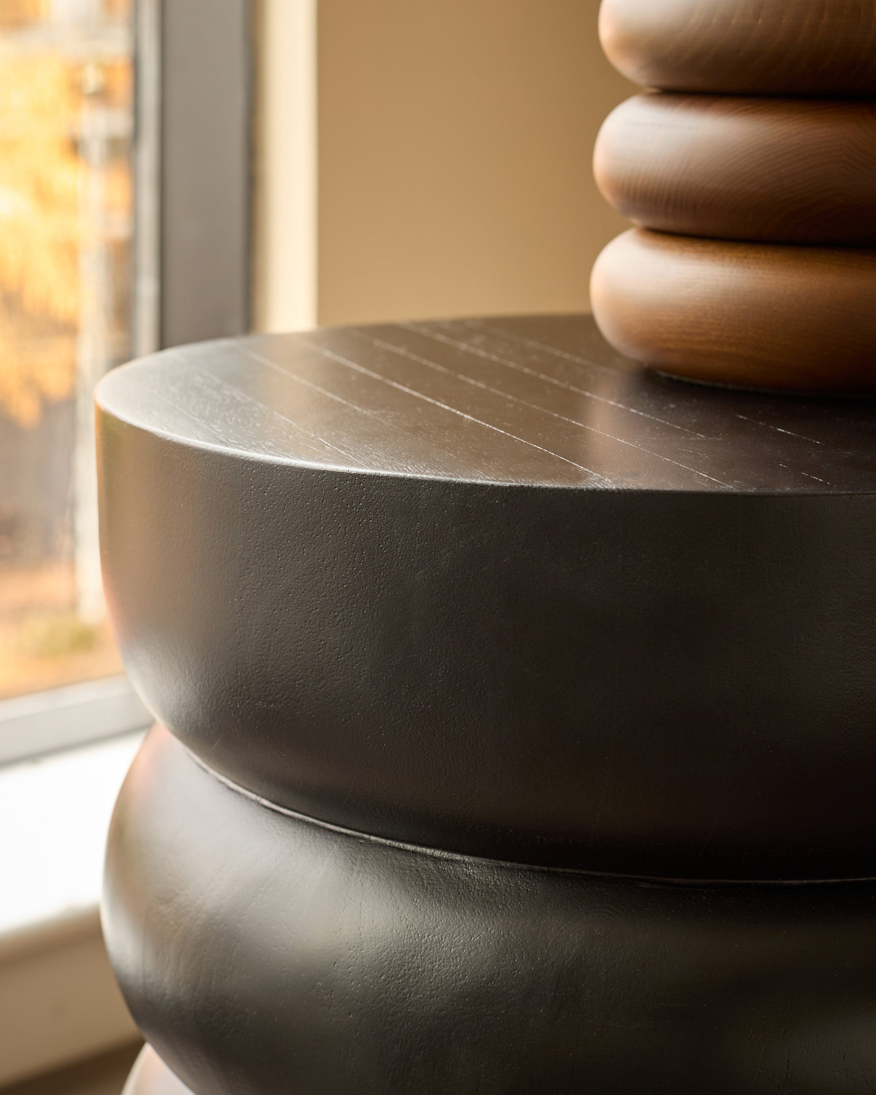 Table d'appoint Hepworth en bois noir