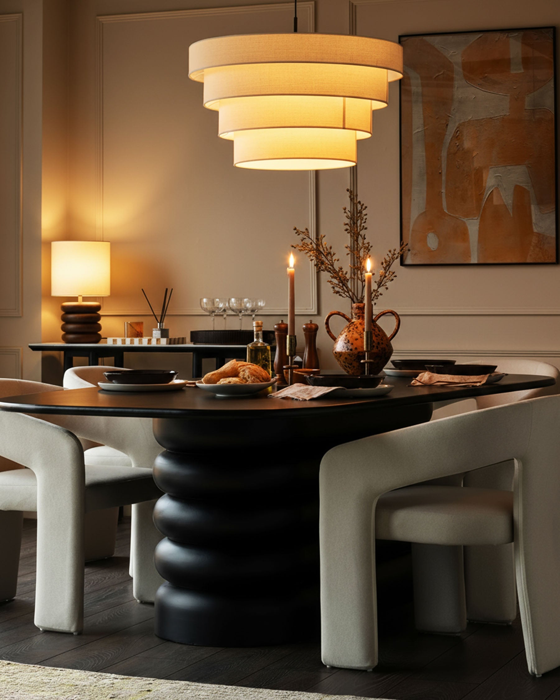 Table de salle à manger Hepworth en bois noir pour 8 personnes