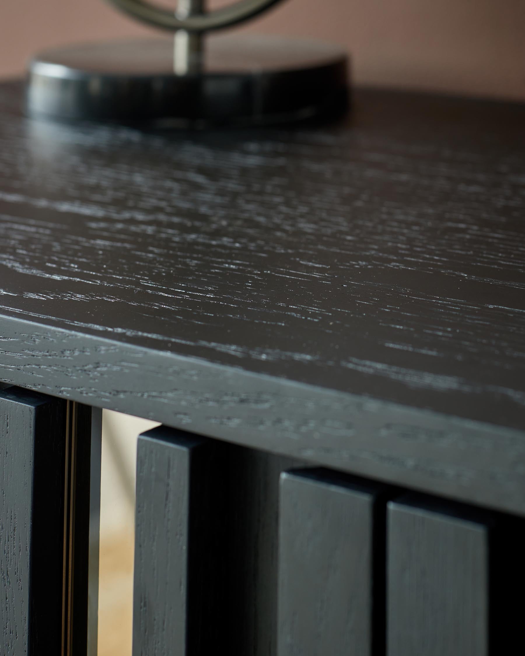 buffet en frêne noir de Hollande