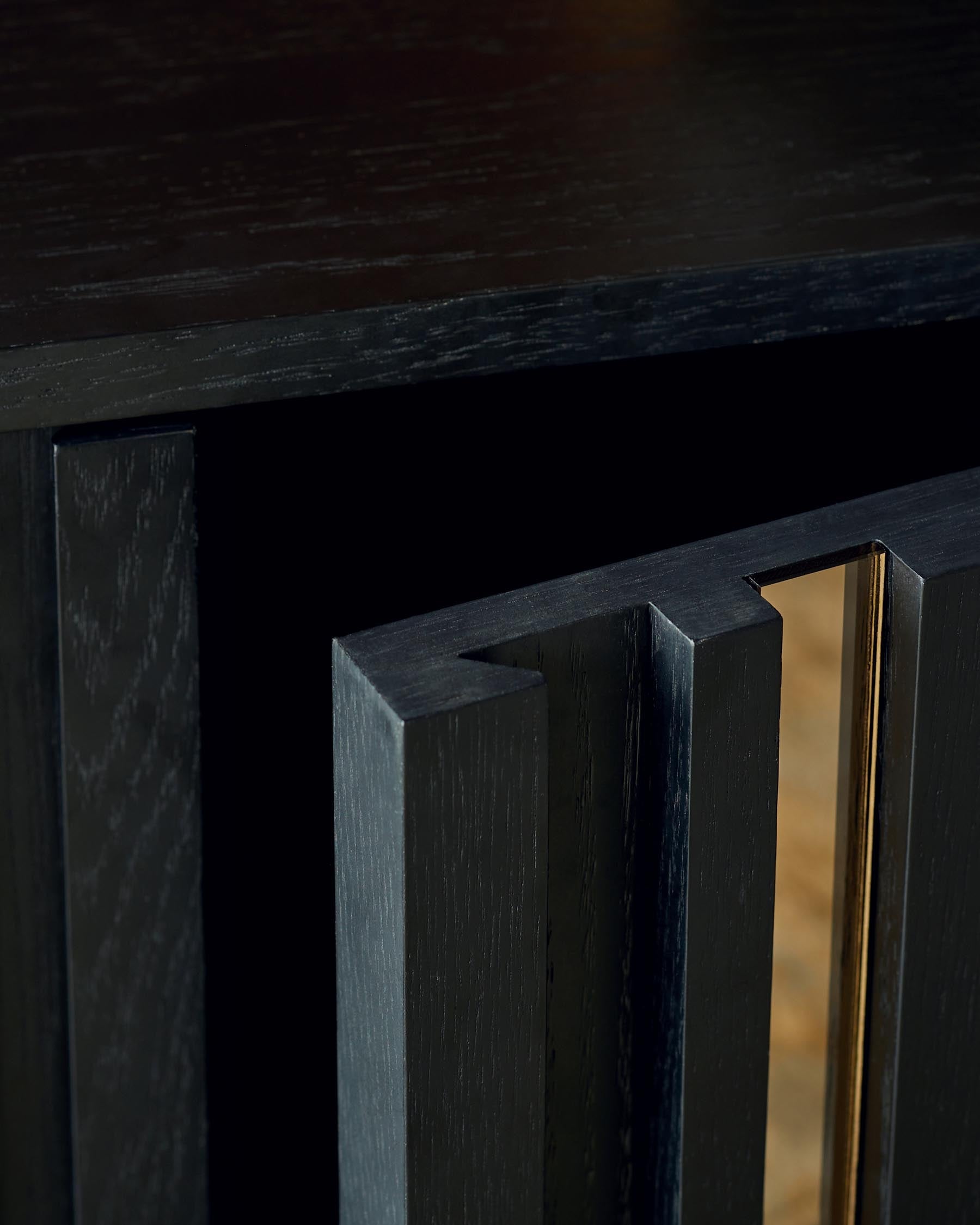 buffet en frêne noir de Hollande