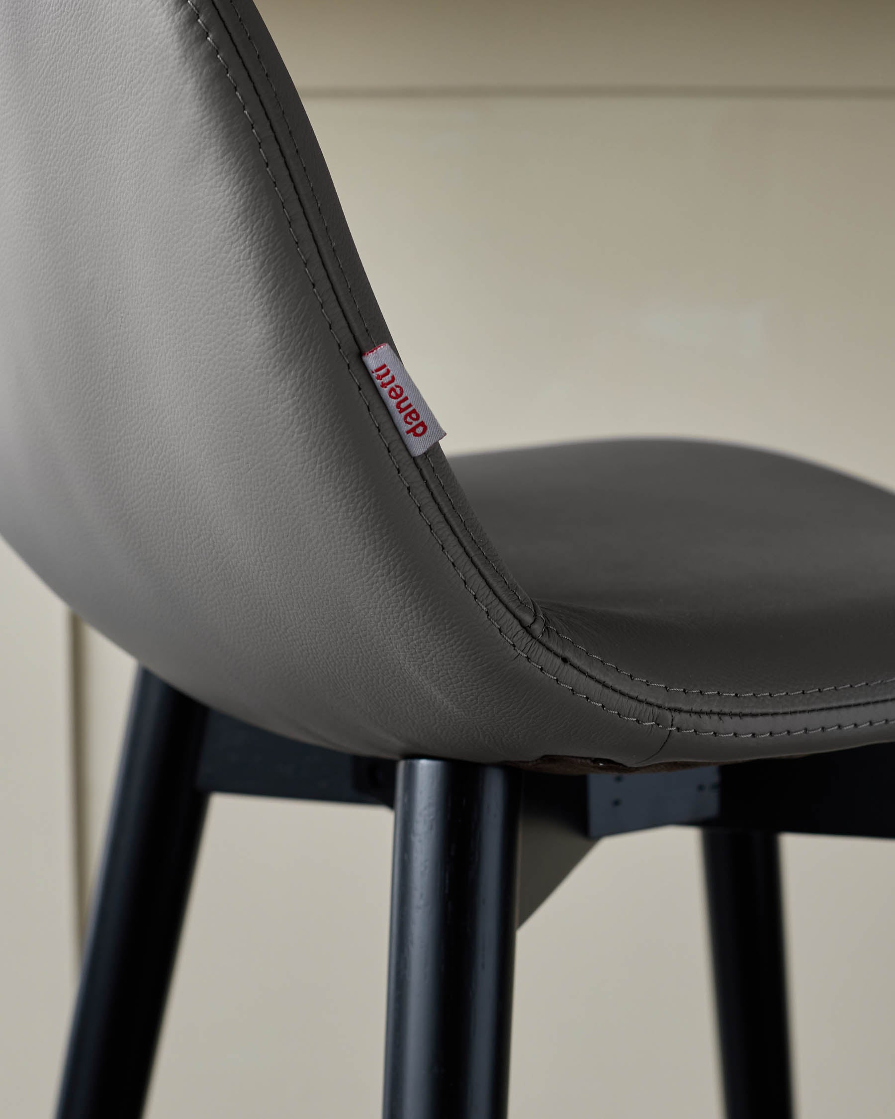 Tabouret de bar Hudson en cuir gris foncé