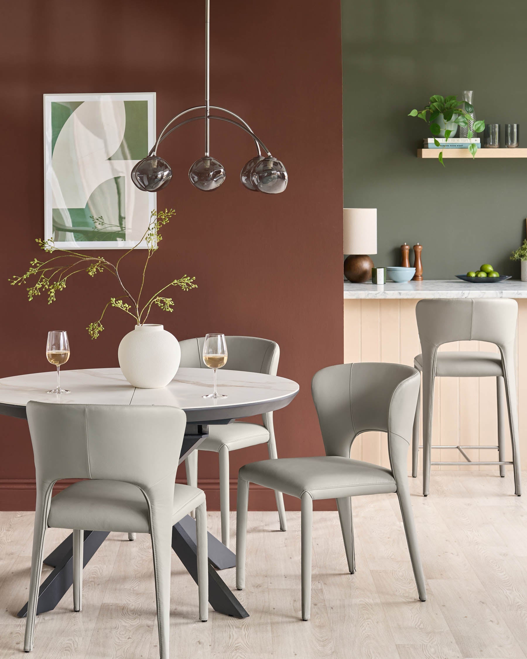 Chaise de salle à manger Jackson en cuir gris clair