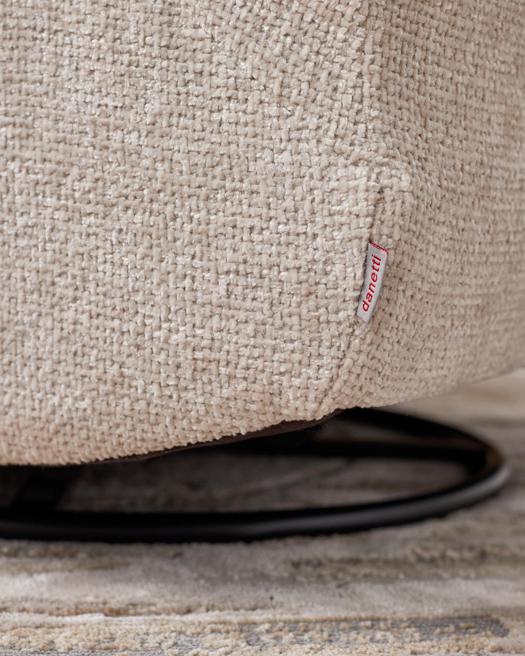 Fauteuil inclinable pivotant à bascule Jayla en tissu épais naturel