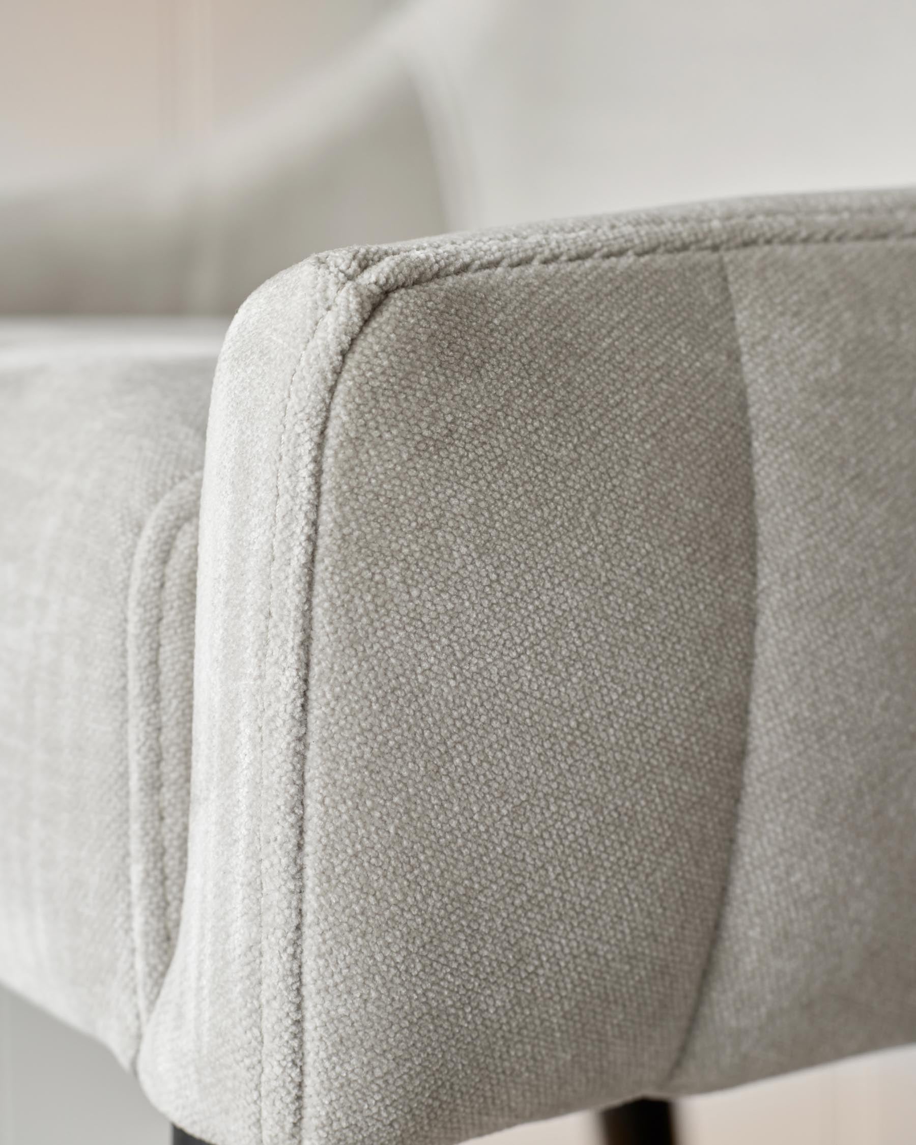 Tabouret de bar Juliana en tissu gris naturel