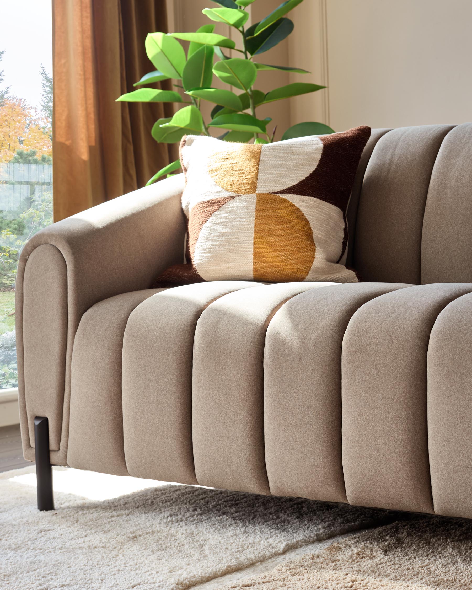 Canapé 3 places Kendra en tissu moka