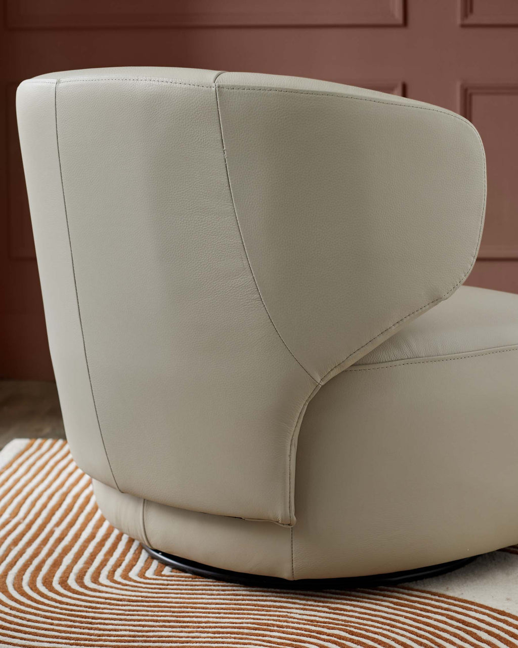 Fauteuil pivotant Landon en cuir gris naturel