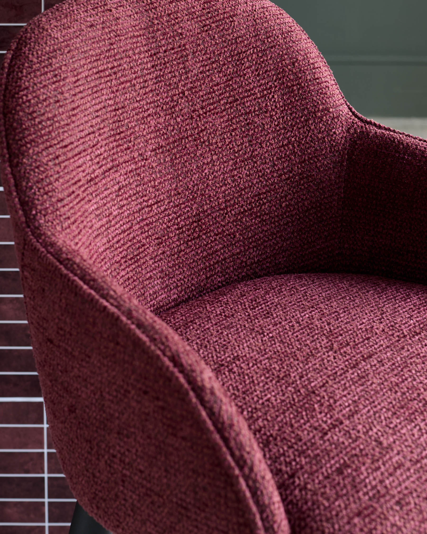 Tabouret de bar Lani en tissu épais rouge baie