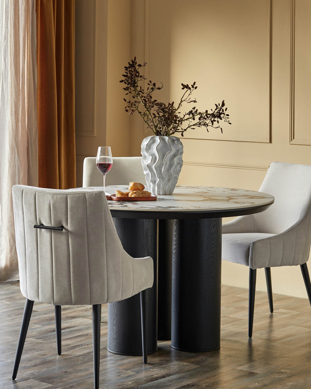 Chaise de salle à manger Juliana en tissu gris naturel