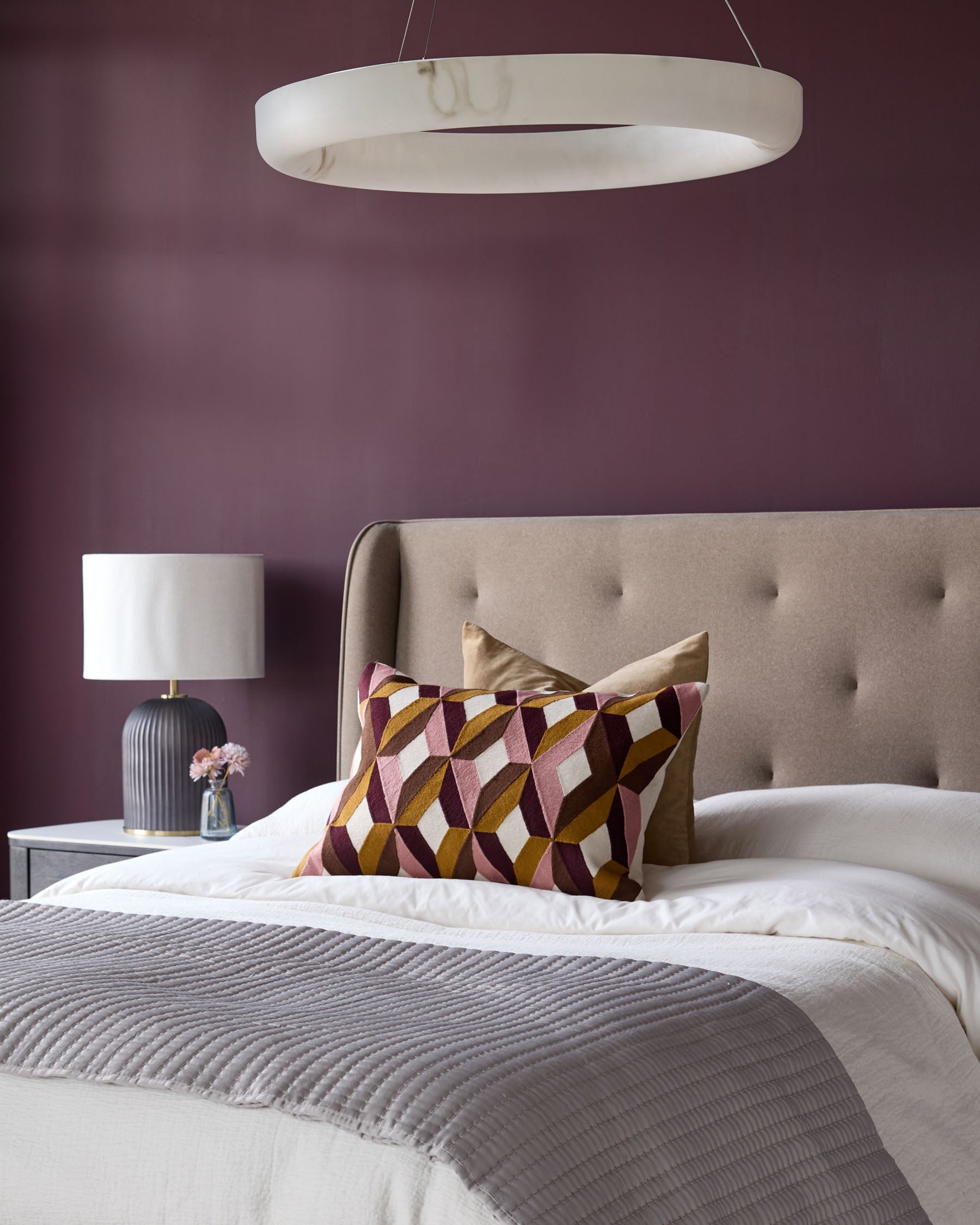 Lit coffre double Lenora en tissu moka