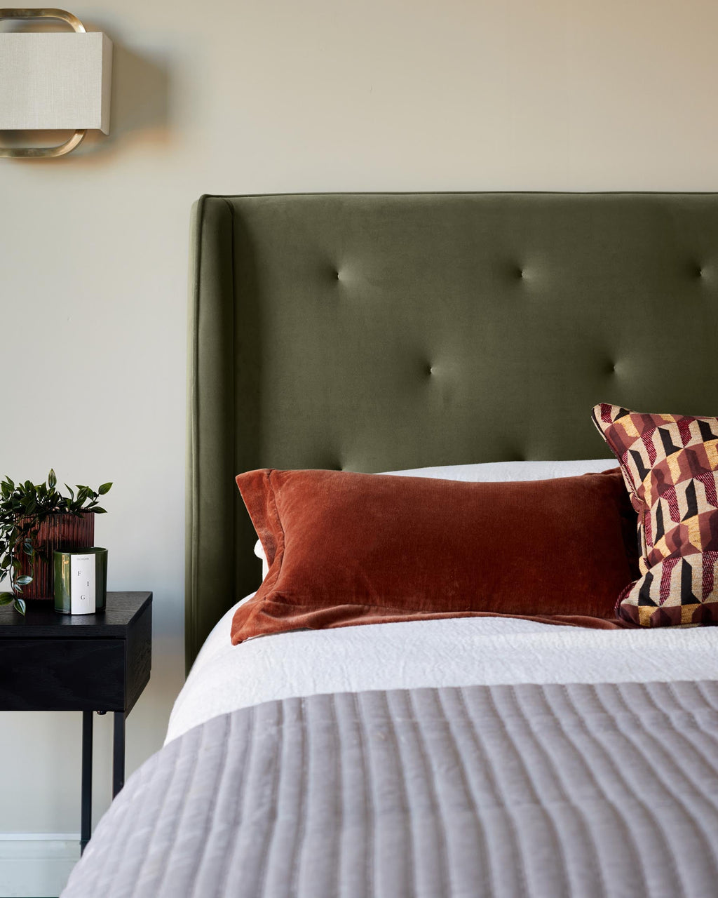 Lit coffre double Lenora en velours vert olive