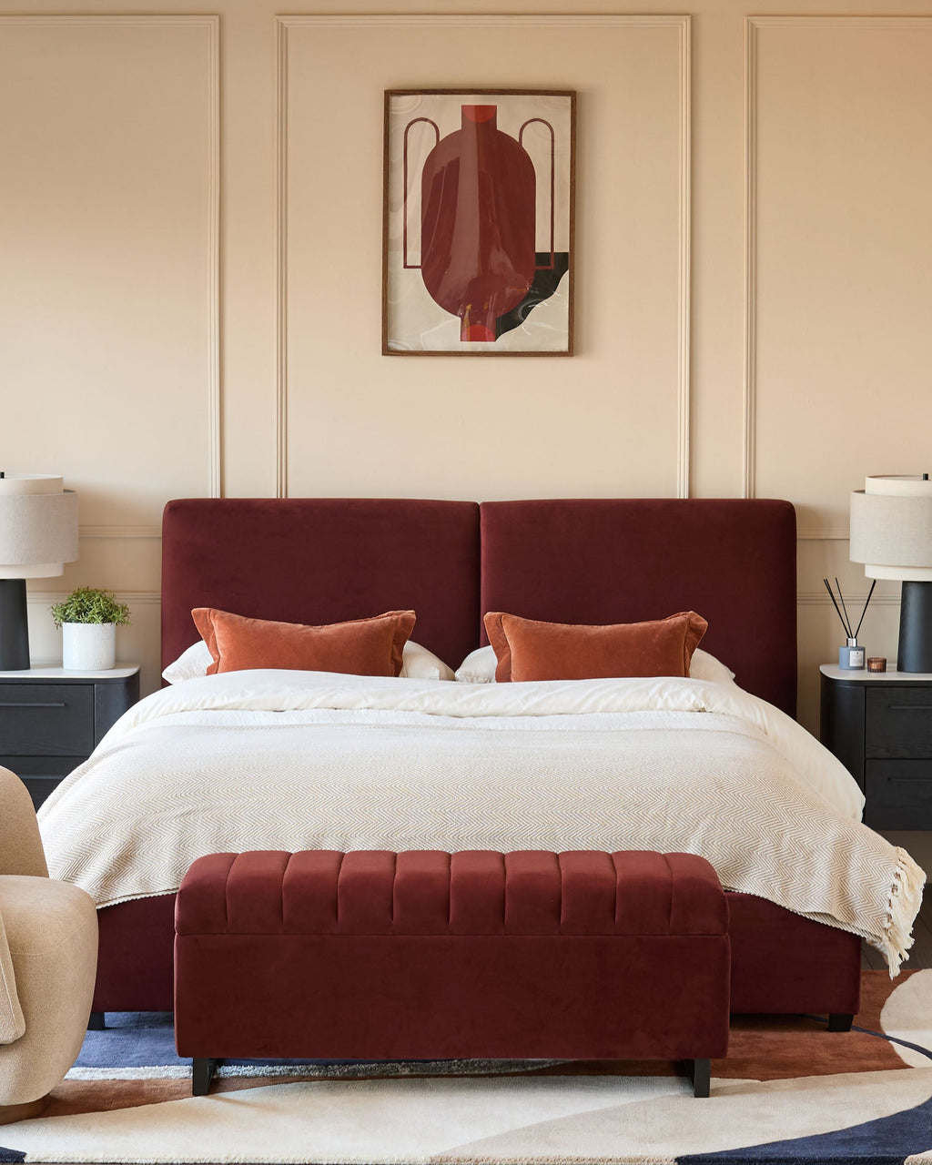 Lit coffre Leona en velours rouge caramel, format super king