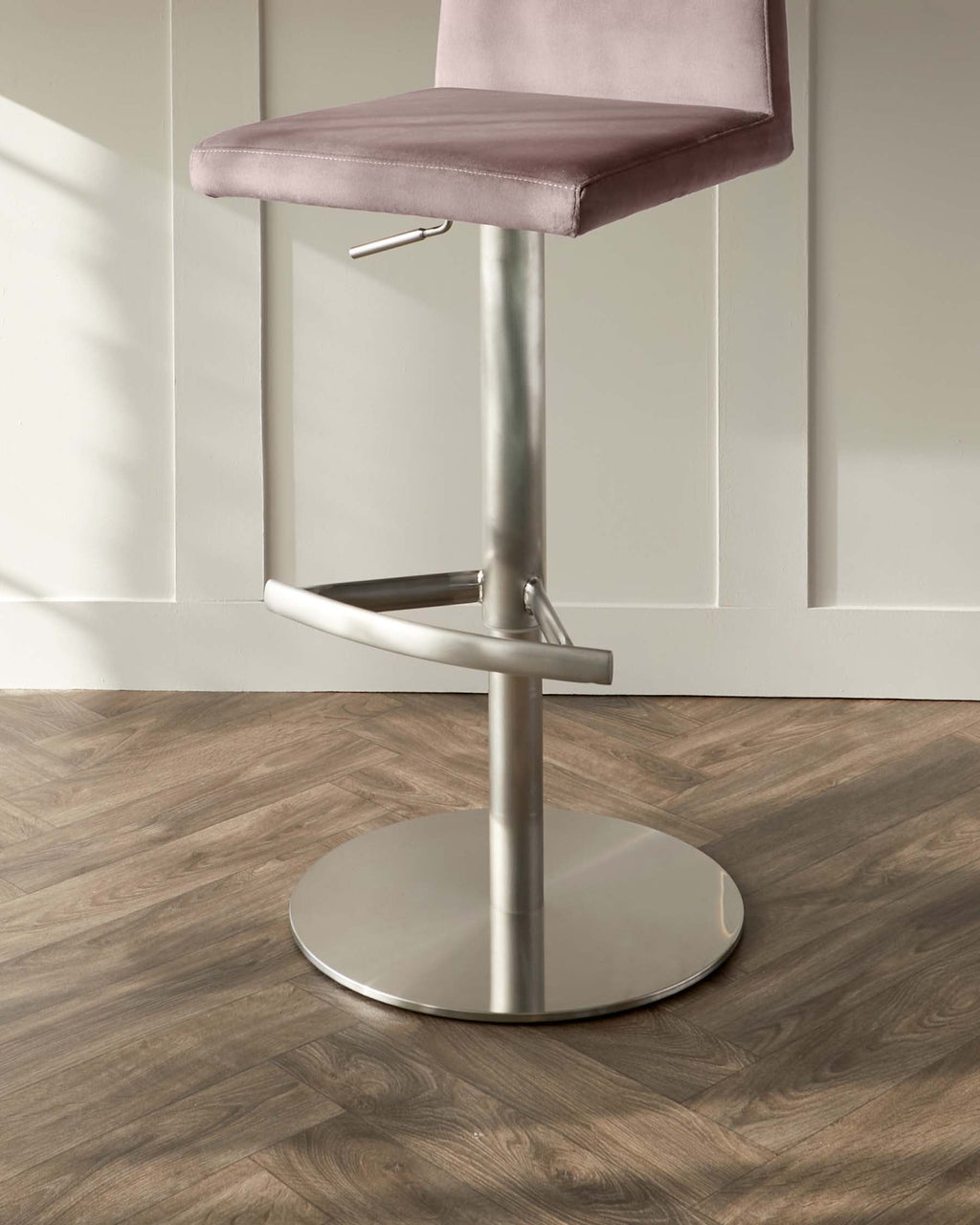 Tabouret de bar à vérin à gaz en velours rose poudré Lesley