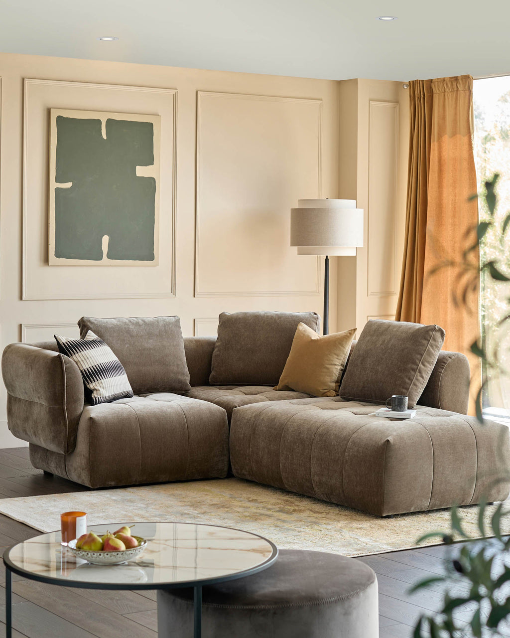 Canapé d'angle droit Lillian en tissu moka, petit canapé méridienne