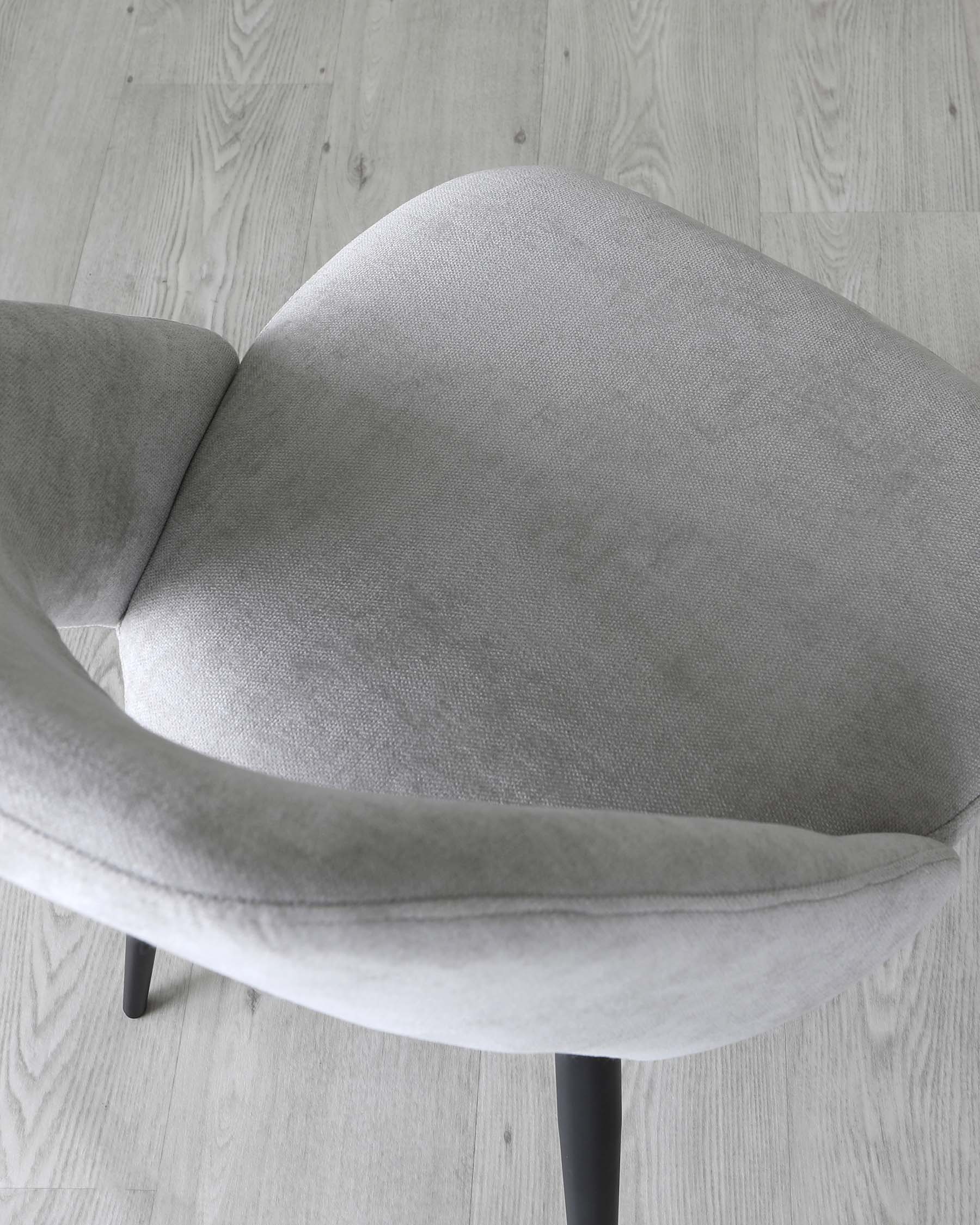 Chaise de salle à manger Lottie en tissu gris moyen